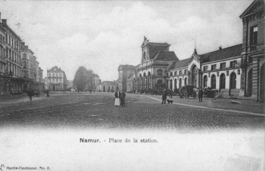 NAMUR PLACE DE LA STATION 1900.jpg